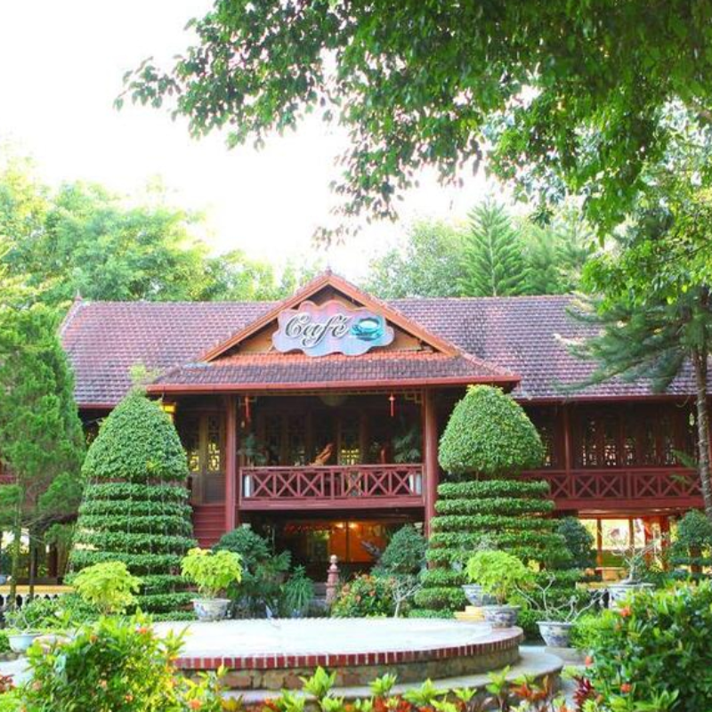 Bản Pe Luông