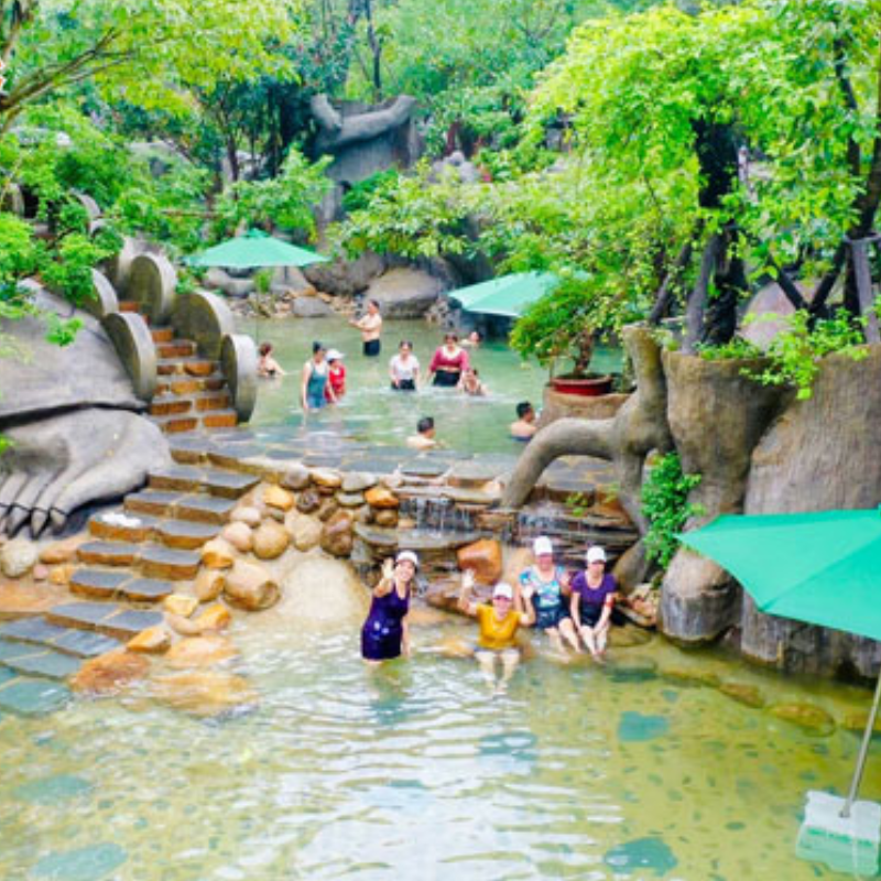 Các Chi Phí Khi Đi Đến Điểm Tham Quan Suối Khoáng Nóng Núi Thần Tài