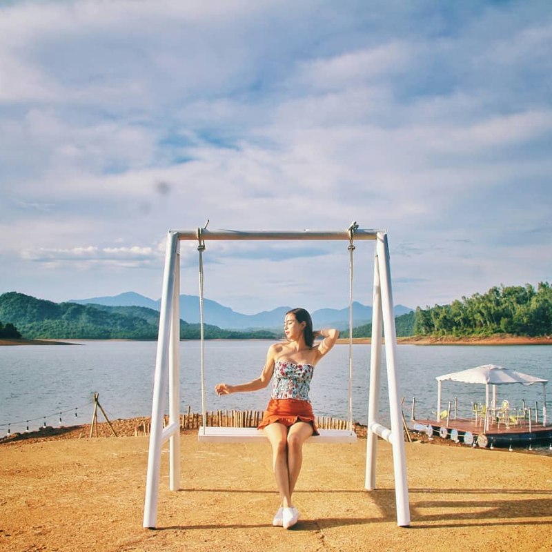 Các Chi Phí Khi Đi Đến Điểm Tham Quan Khu Du Lịch Hồ Phú Ninh