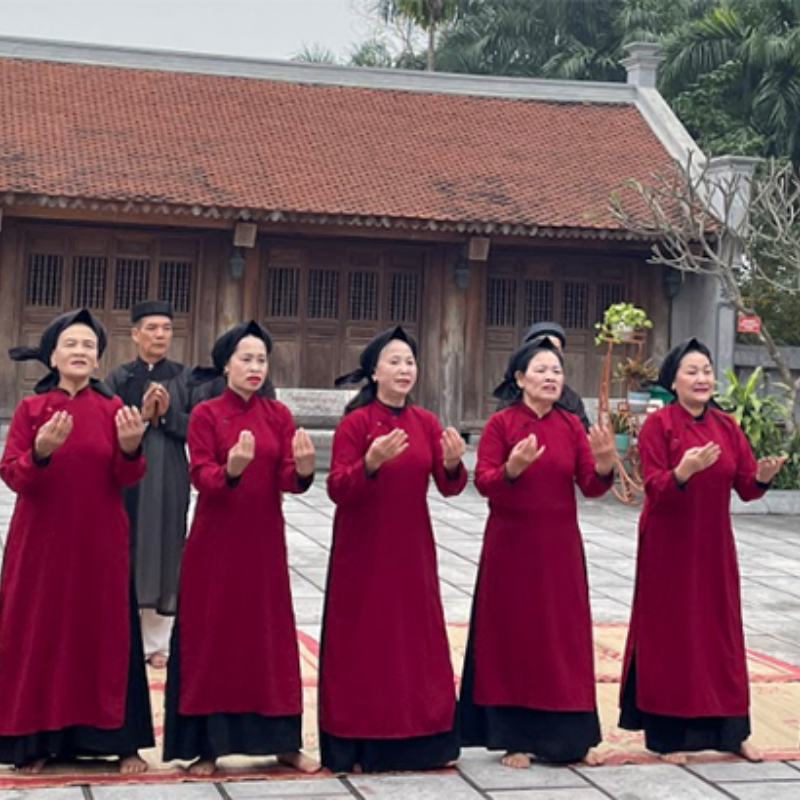 Các Chi Phí Khi Đi Đến Điểm Tham Quan Làng Cổ Hùng Lô