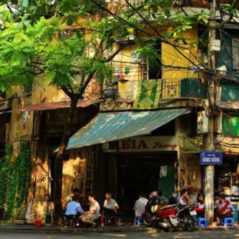 Các Địa Điểm Nổi Tiếng Gần Phố Cổ Hà Nội (Ăn Gì? Chơi Gì?)