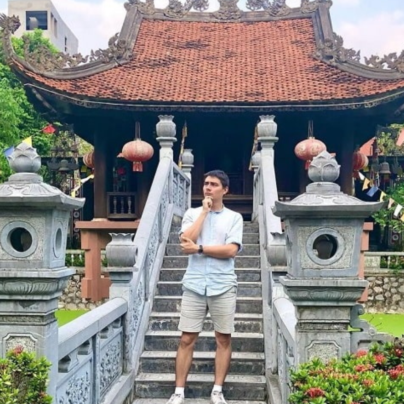 Chùa Dư Hàng