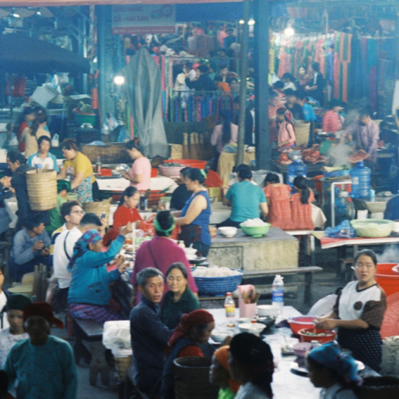 Giới Thiệu Chợ Phiên Mèo Vạc - Địa Chỉ "Đỏ" Giữa Lòng Hà Giang