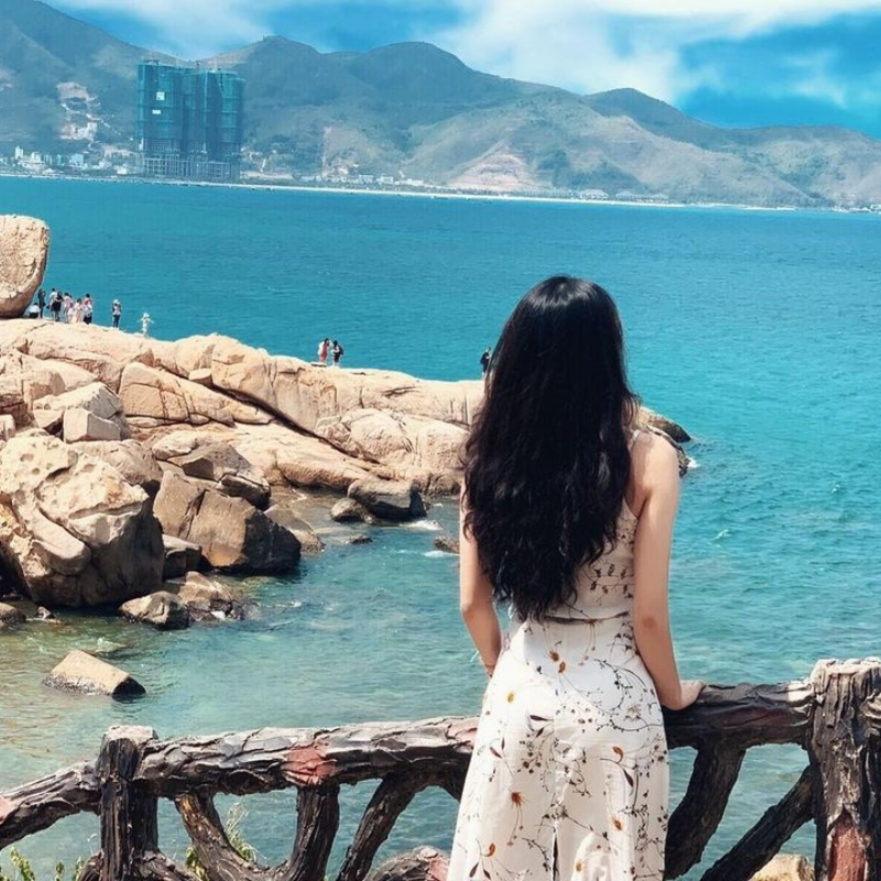 Hòn Chồng