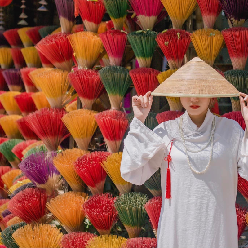 Nên đi Làng Nghề Thủy Xuân vào mùa nào?