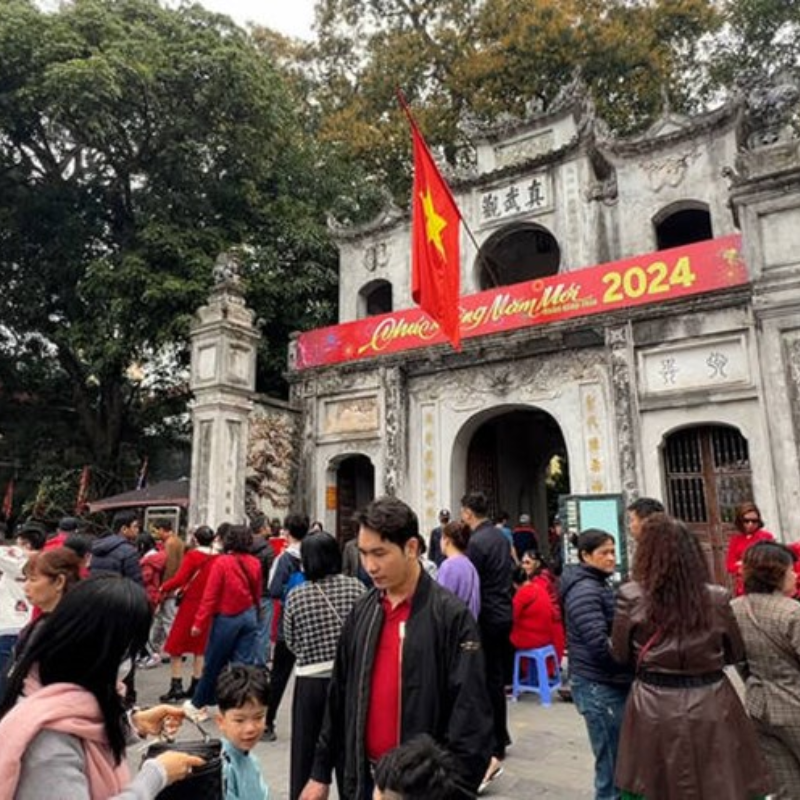 LocalTrips.ORG Chuyên Cung Cấp Thông Tin Tìm Kiếm, Địa Điểm Tham Quan Tại Đền Quán Thánh
