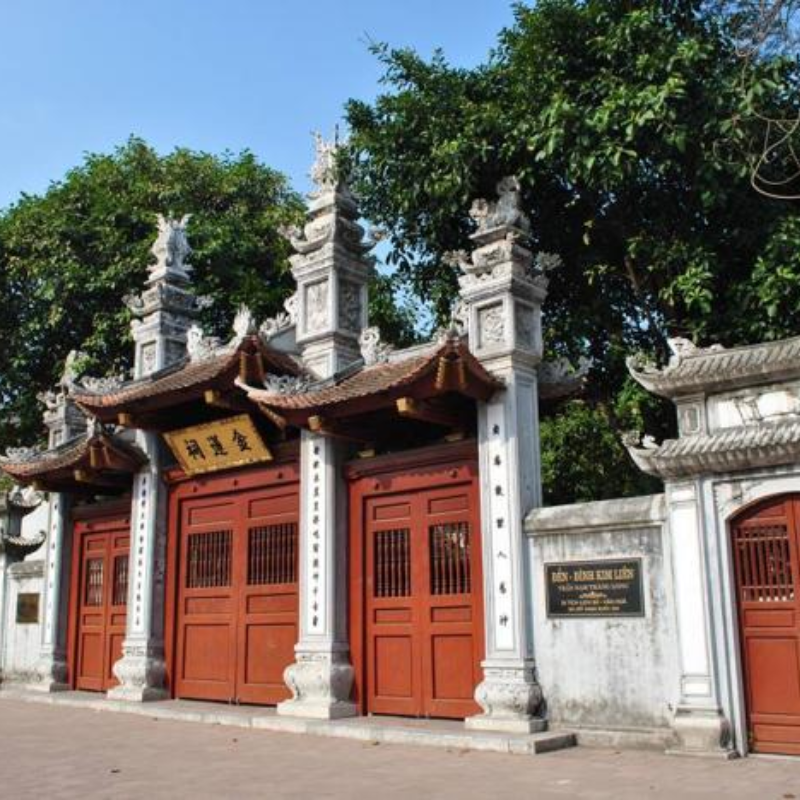 Những Ai Thường Đến Đình Kim Liên Để Làm Gì?