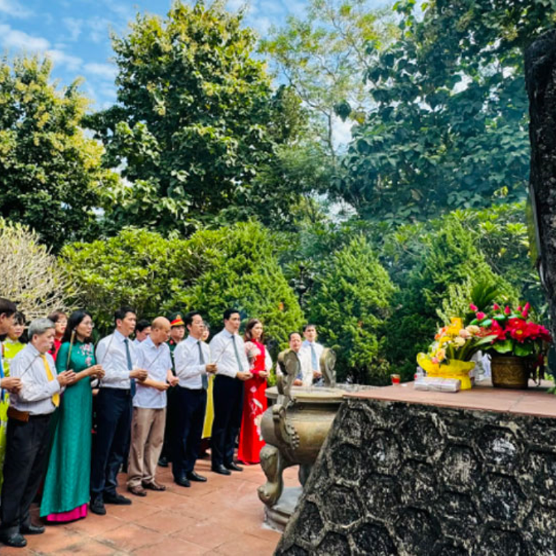 Ai Đến Tham quan Đồn Phủ Thông?: Hành Hương Về Nguồn Cội