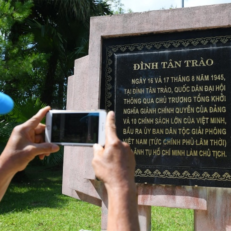 Những Ai Thường Đến Khu Di Tích Lịch Sử Tân Trào Để Làm Gì?