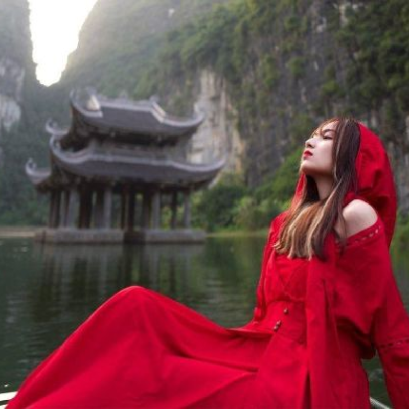 Những Ai Thường Đến Tam Cốc – Bích Động Để Làm Gì?