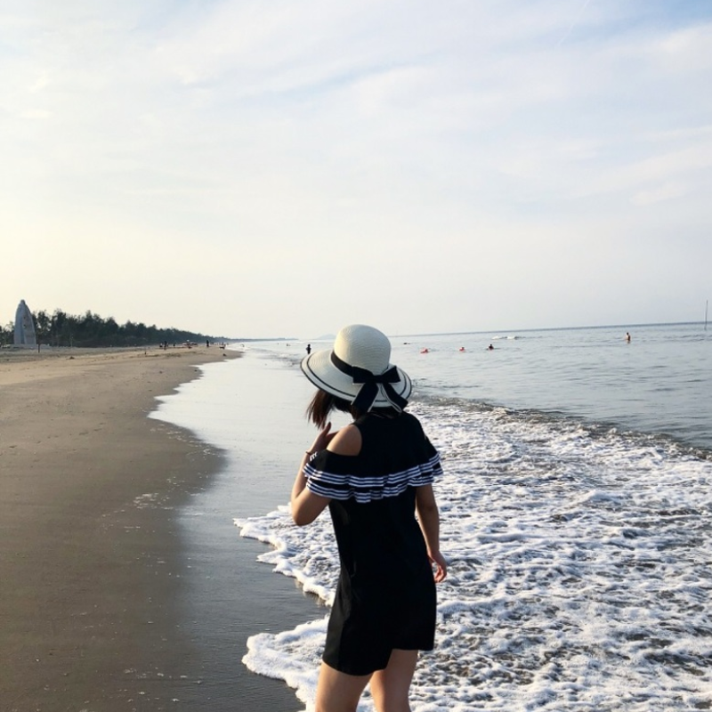 Những Ai Thường Đến Biển Xuân Thành Để Làm Gì?