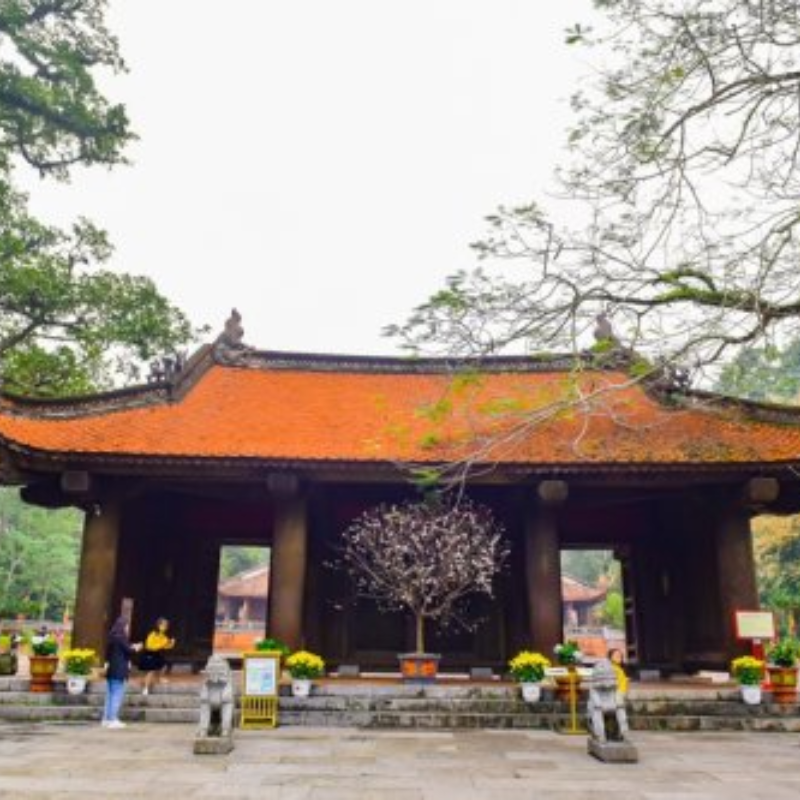 Những Ai Thường Đến Đền Thờ Vua Lê Lợi - Lam Kinh Để Làm Gì?