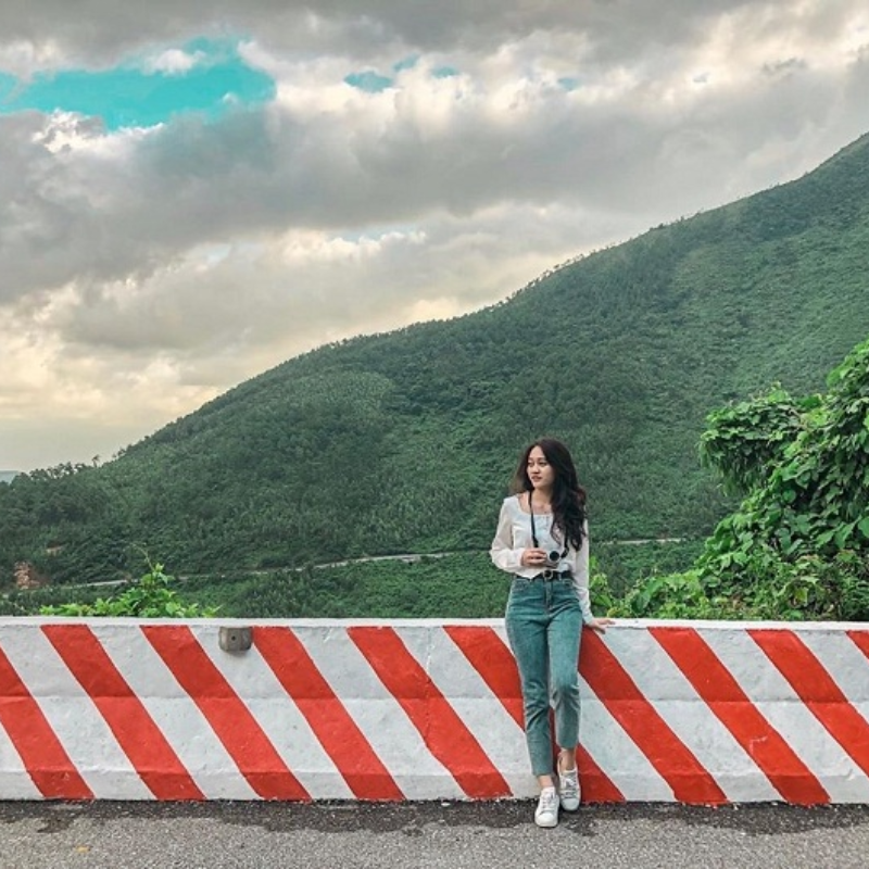 Ai Đến Đèo Ngang Để Làm Gì?