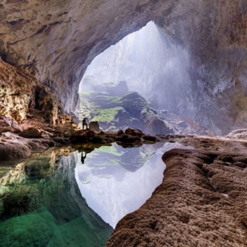 Những Ai Thường Đến Động Pa Thơm Để Làm Gì?