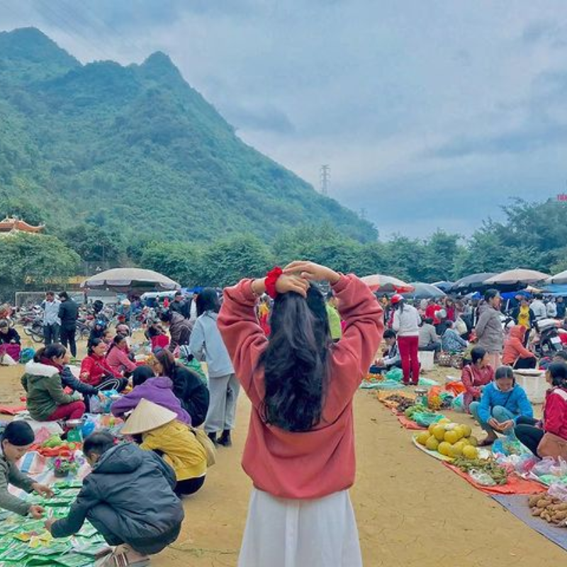 Những Ai Thường Đến Bản Lác Để Làm Gì?