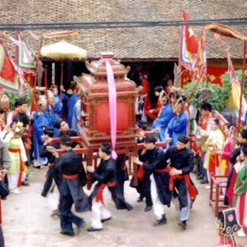 Những Ai Thường Đến Đình Nhật Tảo Để Làm Gì?