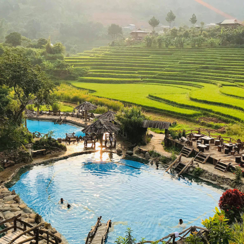 Những Ai Thường Đến Suối Khoáng Nóng U Va Để Làm Gì?