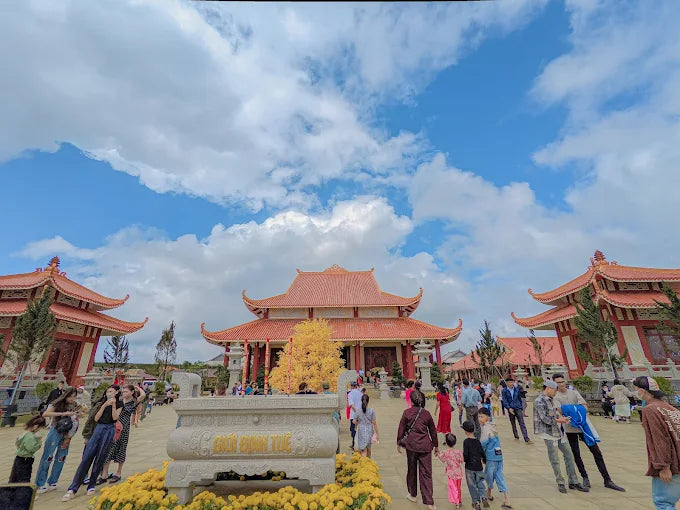 Kết nối giữa Thiền Viện Trúc Lâm Phú Yên và Đắk Lắk không chỉ là sự dịch chuyển về địa lý mà còn là sự mở rộng về tâm thức.