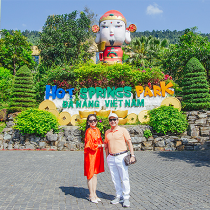 Suối Khoáng Nóng Núi Thần Tài