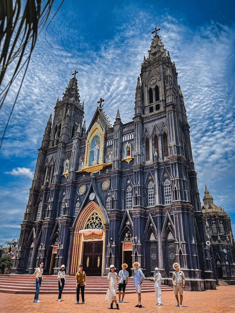 Nam Định: Khám Phá "Cái Nôi Văn Hóa" – Từ Đền Trần Linh Thiêng Đến Biển Thịnh Long Hữu Tình