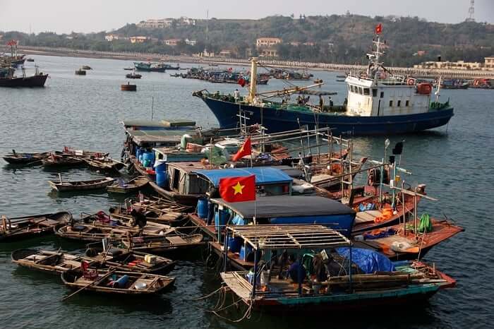 Khám Phá Huyện Bạch Long Vĩ: Hòn Đảo Tiền Tiêu Giữa Biển Đông