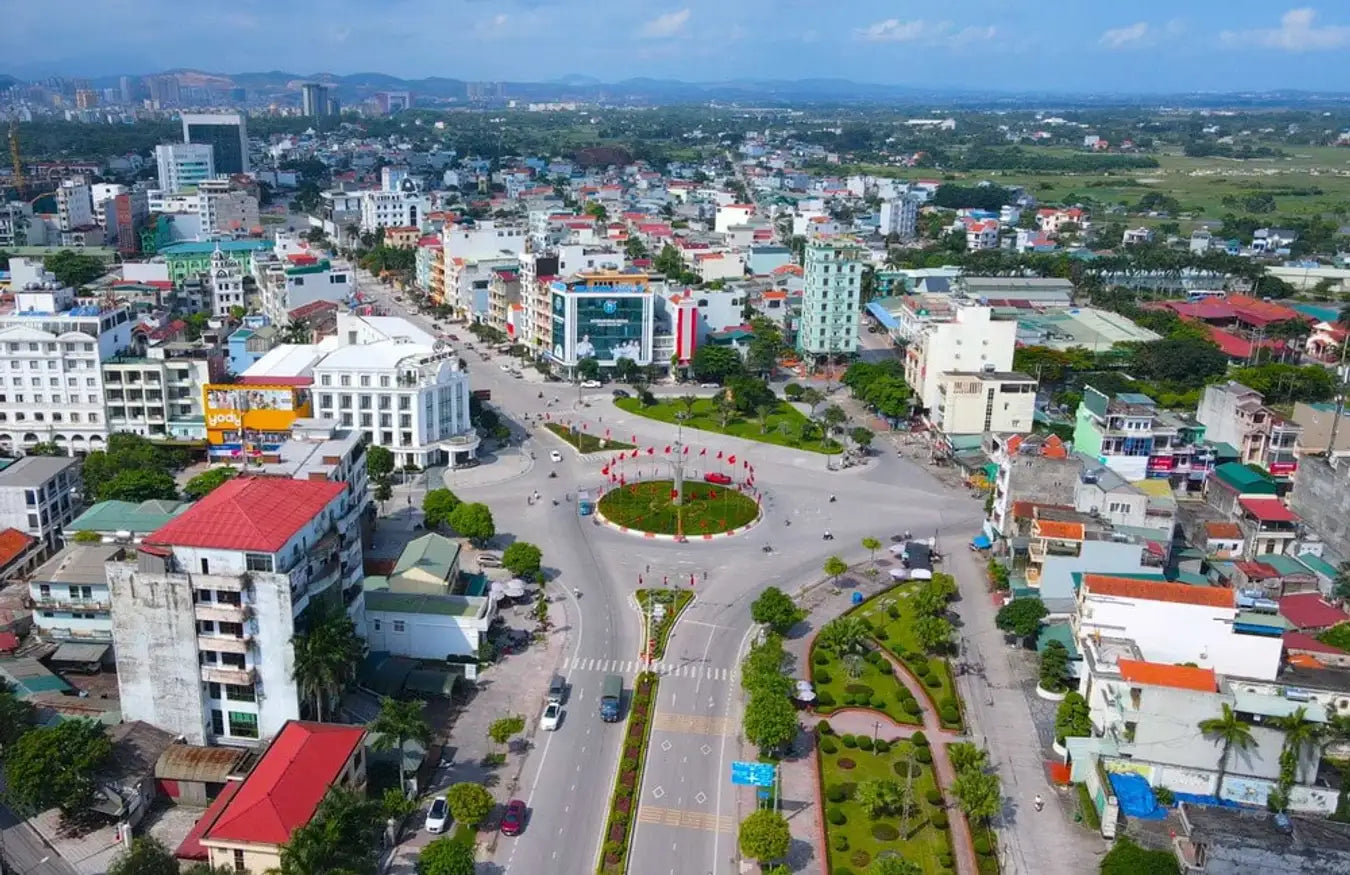 Giới Thiệu Móng Cái - điểm đến du lịch hấp dẫn với những bãi biển tuyệt đẹp