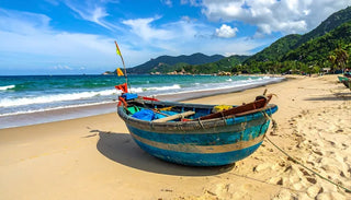 Bãi Biển Lăng Cô: Vẻ Đẹp Kiêu Sa Của "Người Đẹp" Vịnh Biển