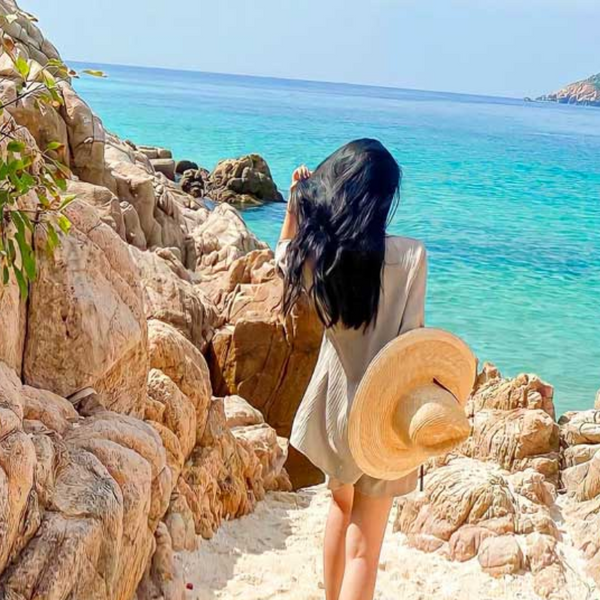 Bãi Cây Me Bình Hưng