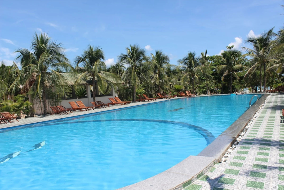 Bãi biển Dốc Lết Khánh Hòa