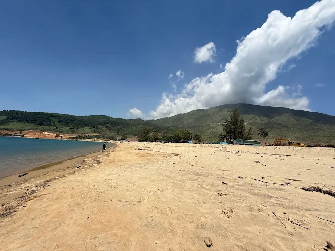 Bãi biển Làng Vân Đà Nẵng
