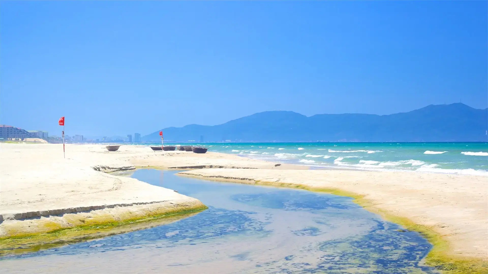 Những Trải Nghiệm "Lay Động Giác Quan" Tại Non Nước