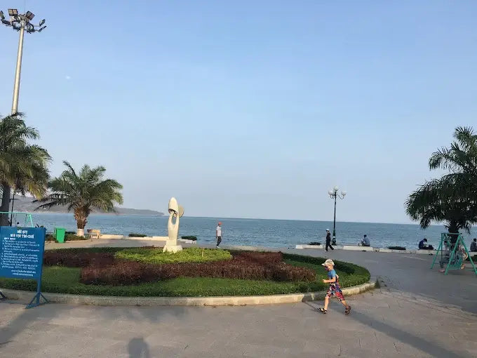 Vị Trí Địa Lý Bãi biển Quy Nhơn, Bình Định Cũ, Gia Lai Mới