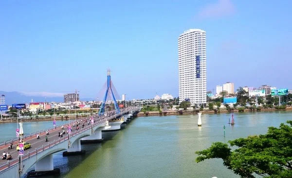 Han River Bridge, Da Nang