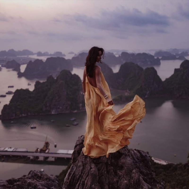 Mô Tả Núi Bài Thơ - Vẻ Đẹp Hùng Vĩ, Nên Thơ