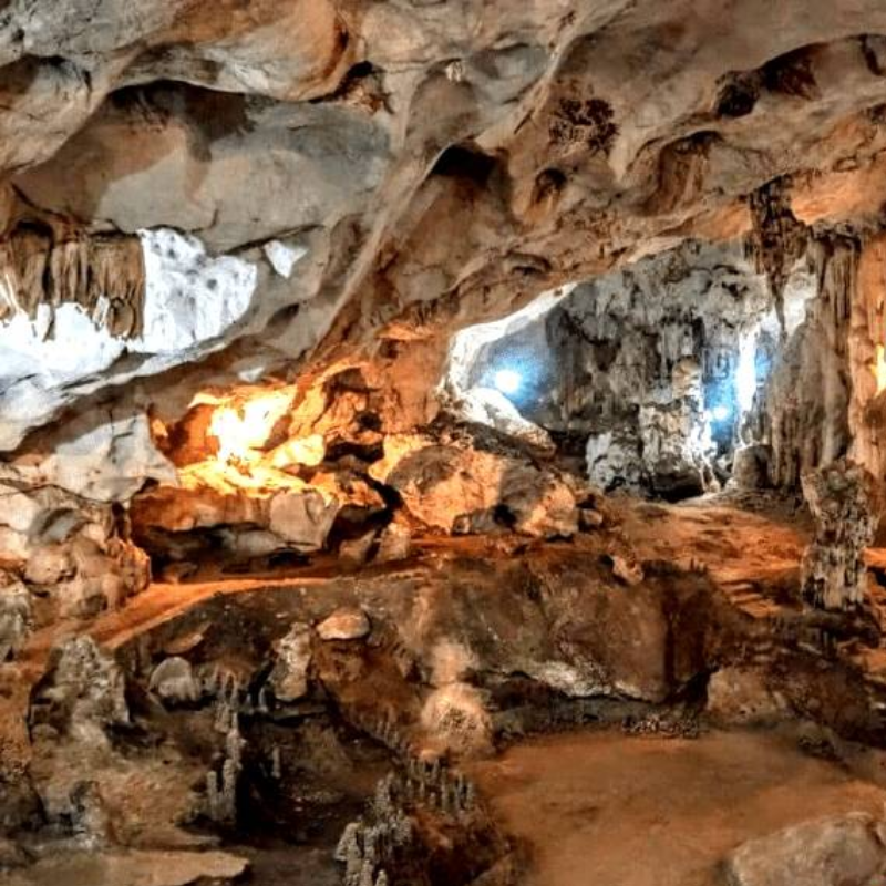 Các Chi Phí Khi Đi Đến Điểm Tham Quan Ngũ Động Bản Ôn: "Tiết Kiệm" Cho Chuyến Đi "Chất Lượng"