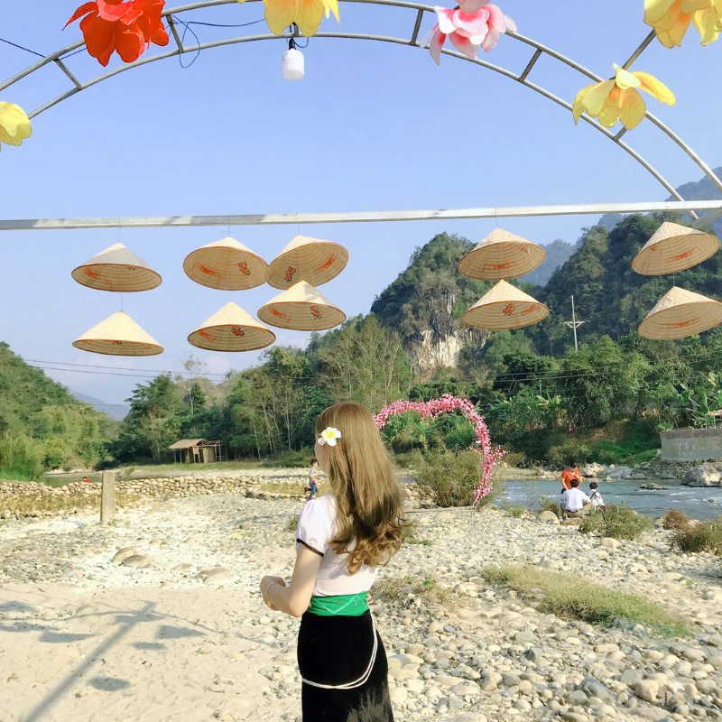 Các Chi Phí Khi Đi Đến Điểm Tham Quan Bản Vàng Pheo