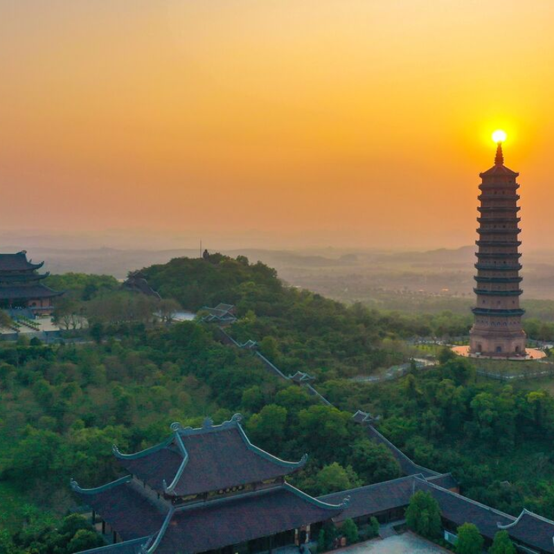 Các Địa Điểm Nổi Tiếng Gần Chùa Bái Đính (Ăn Gì? Chơi Gì?)
