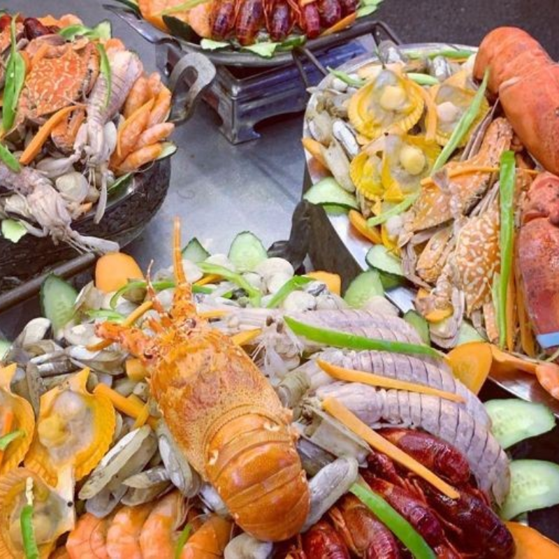 Các Địa Điểm Nổi Tiếng Gần Chợ Đêm Hạ Long - "Tọa Độ" Vui Chơi Không Thể Bỏ Lỡ