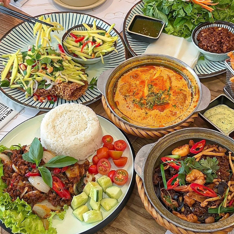 Các địa điểm nổi tiếng gần Bếp Thái Koh Yam (Ăn gì? Chơi gì?)