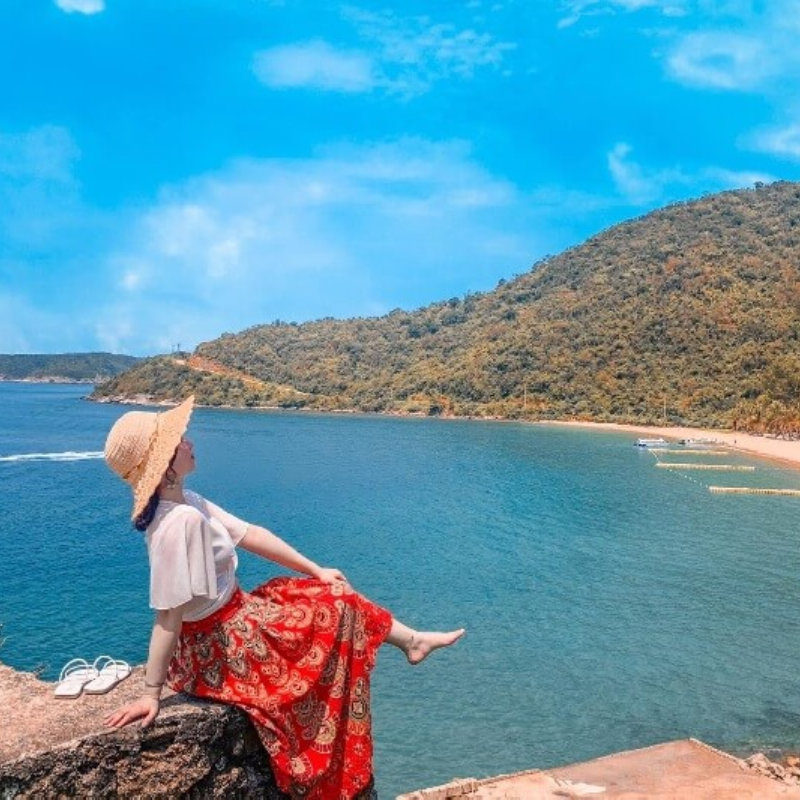 Các Địa Điểm Nổi Tiếng Gần Cù Lao Chàm (Ăn Gì? Chơi Gì?)
