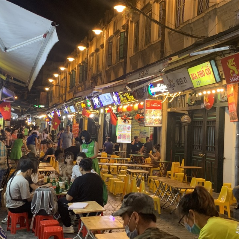 Địa Điểm Hot Gần Phố Tạ Hiện: "Tọa Độ" Vui Chơi Không Thể Bỏ Lỡ