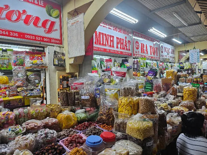Binh Tay Market