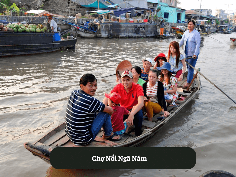 Chợ Nổi Ngã Năm