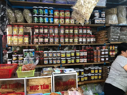 Có cần biết mặc cả khi mua hàng ở Chợ Xóm Mới không?