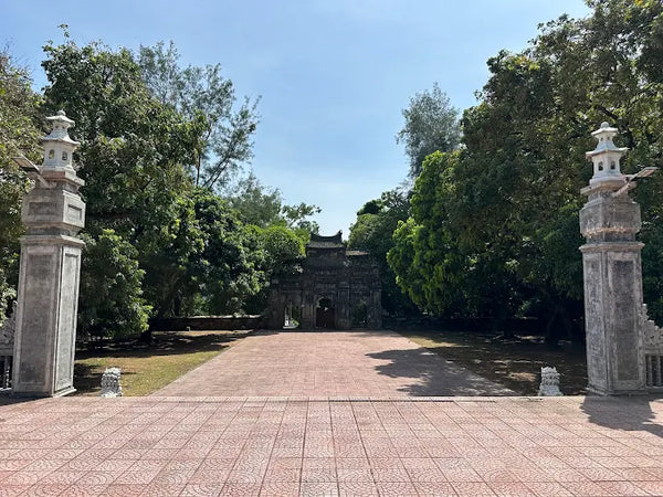 Chùa Báo Quốc: Ngôi Cổ Tự "Hộ Quốc An Dân" Trên Đồi Hàm Long