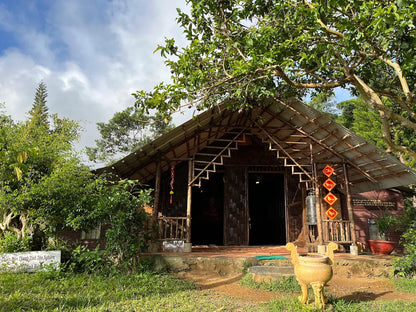 Chùa Linh Quy Pháp Ấn có thu phí tham quan không?