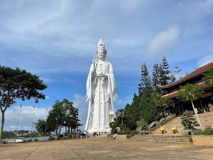 Chùa Linh Ẩn Lâm Đồng