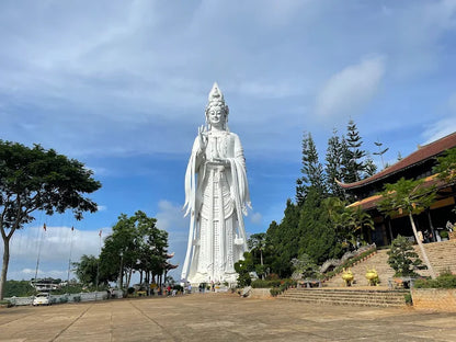 Chùa Linh Ẩn Lâm Đồng