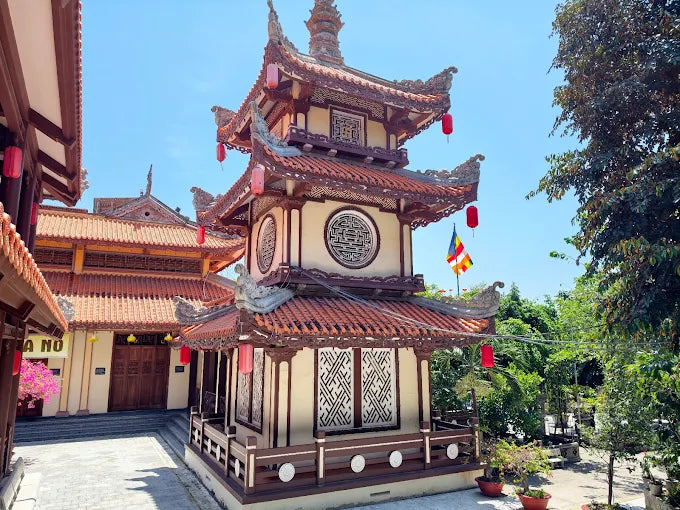 Long Son Pagoda Nha Trang