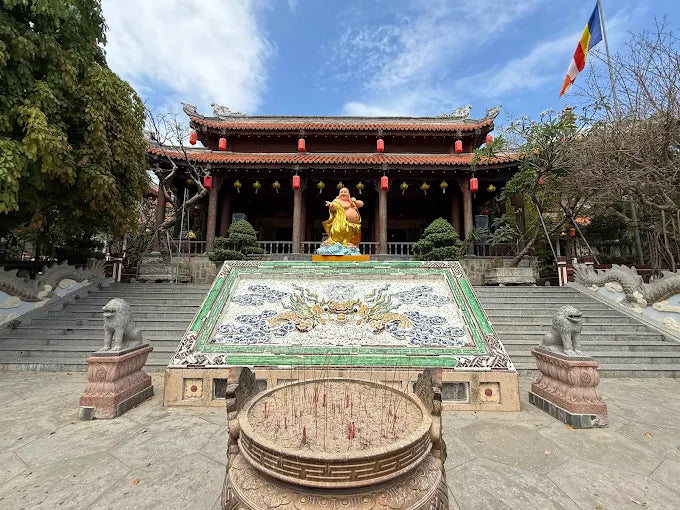 Tổng Quan Về Chùa Long Sơn Nha Trang